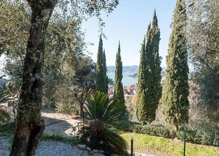 Rustegu Duze - Parking In Center & On-Site Apartment